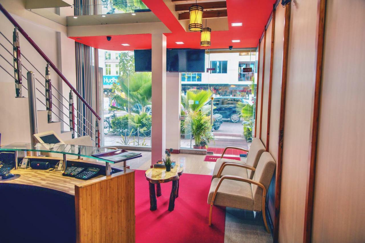 Clear Sky Inn Hulhumalé Extérieur photo